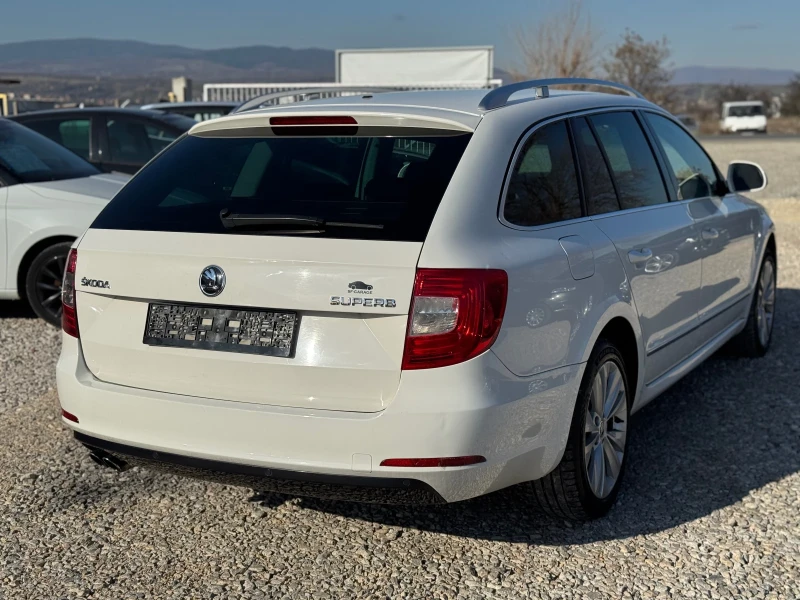 Skoda Superb Facelift, снимка 5 - Автомобили и джипове - 52750486