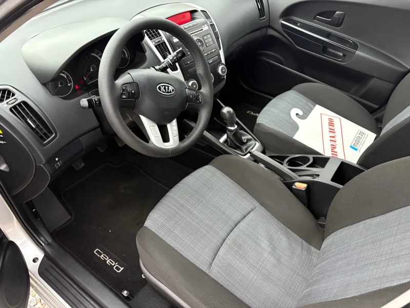 Kia Ceed Feyslift 2010г, снимка 13 - Автомобили и джипове - 52965704