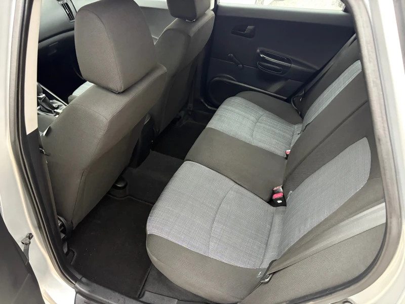 Kia Ceed Feyslift 2010г, снимка 16 - Автомобили и джипове - 52965704