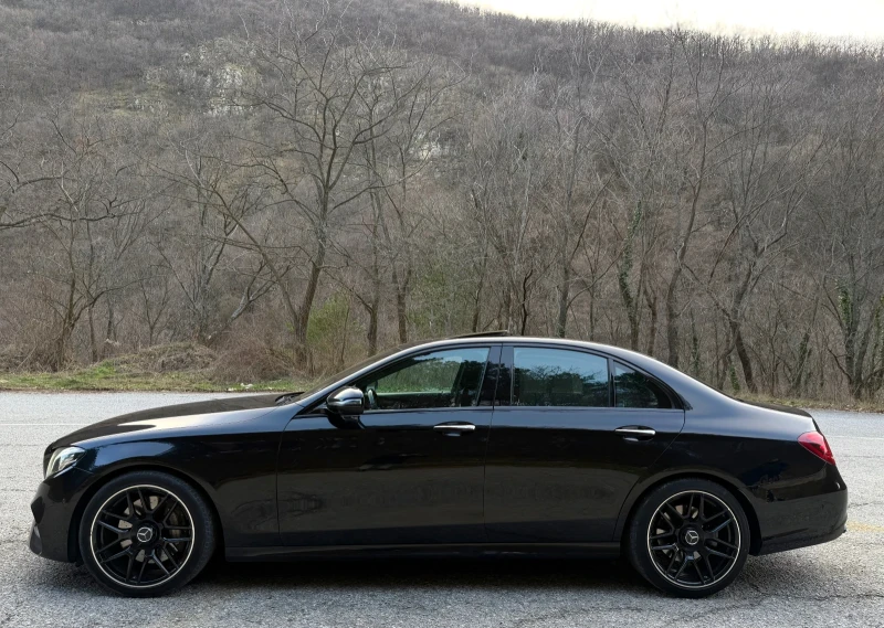 Mercedes-Benz E 350 AMG/Burmester/Line Assist/Distronic/Вакум/, снимка 7 - Автомобили и джипове - 53089274