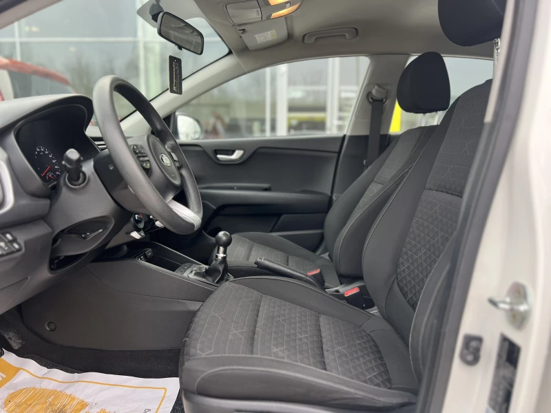 Kia Rio IV 1.25 MPI / 84 к.с., снимка 7 - Автомобили и джипове - 53201070