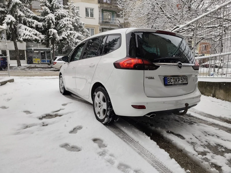 Opel Zafira 2.0DTCI 165 КАТО НОВА, снимка 5 - Автомобили и джипове - 53576400