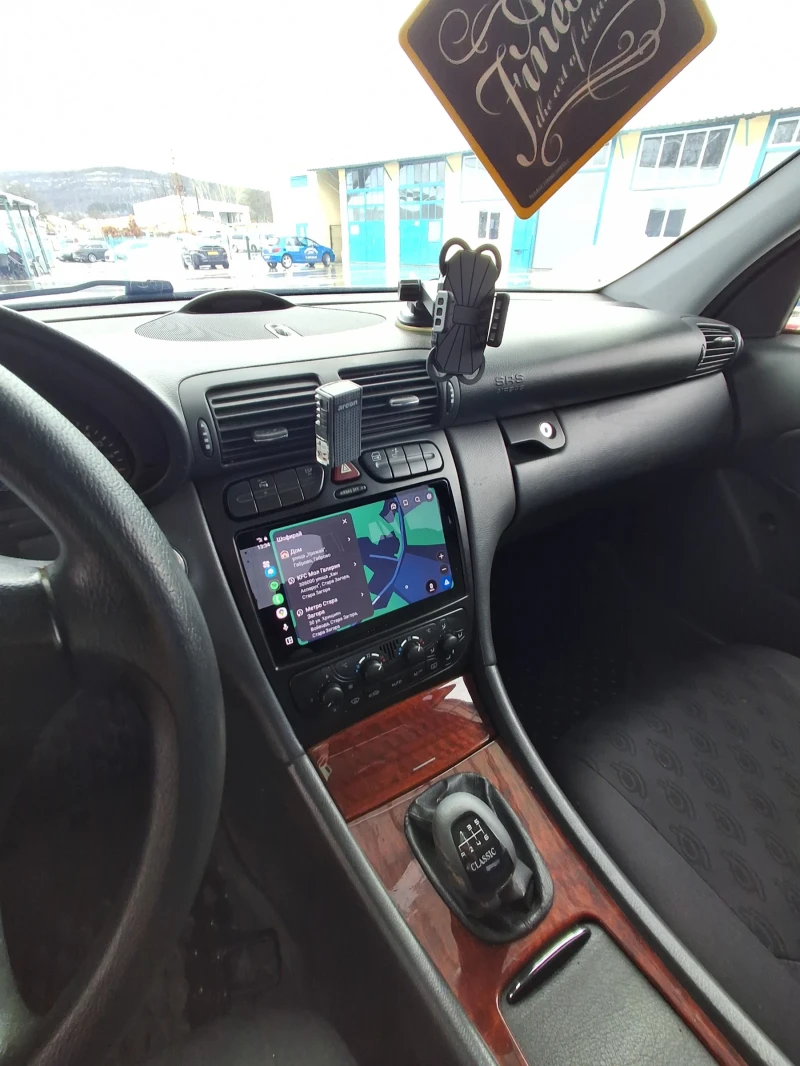 Mercedes-Benz C 240, снимка 3 - Автомобили и джипове - 53593062