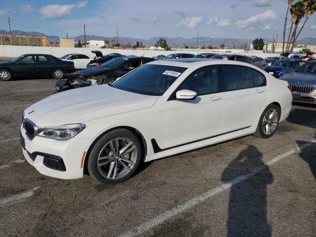 BMW 750 M* SPORT* XDRIVE* ДИГИТАЛНО* ТАБЛО* МАСАЖ* ОБДУХВА, снимка 1 - Автомобили и джипове - 49312762