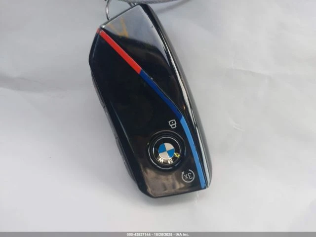 BMW iX M60, снимка 8 - Автомобили и джипове - 53155211