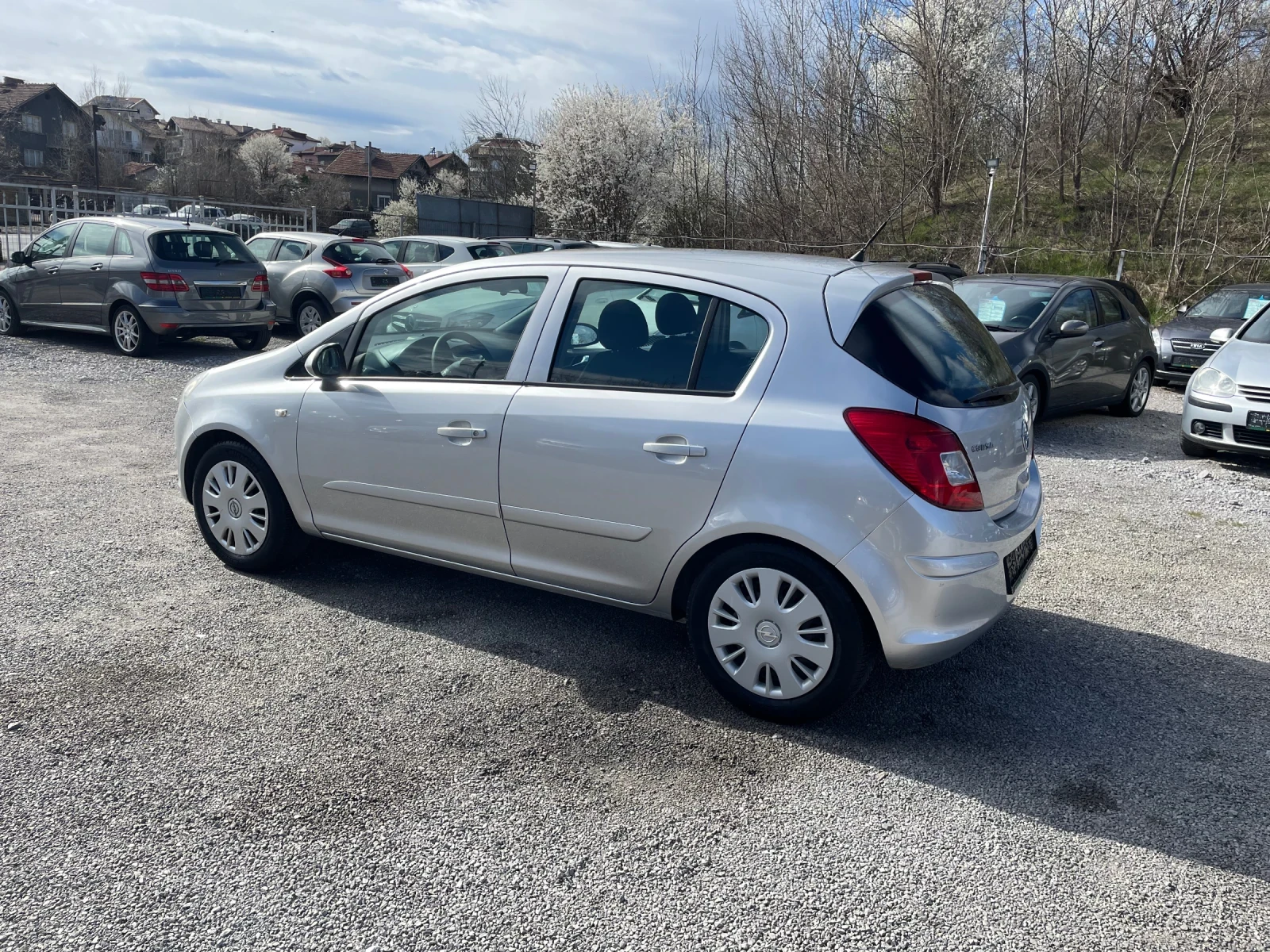 Opel Corsa 1.2 - Gaz  - изображение 3