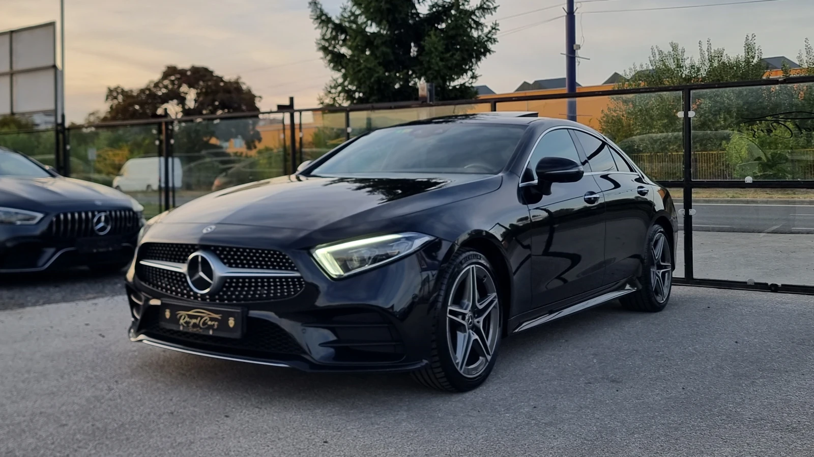 Mercedes-Benz CLS 400 * 4 Matic * AMG * CARBON * INDIVIDUAL /* 360  - изображение 3