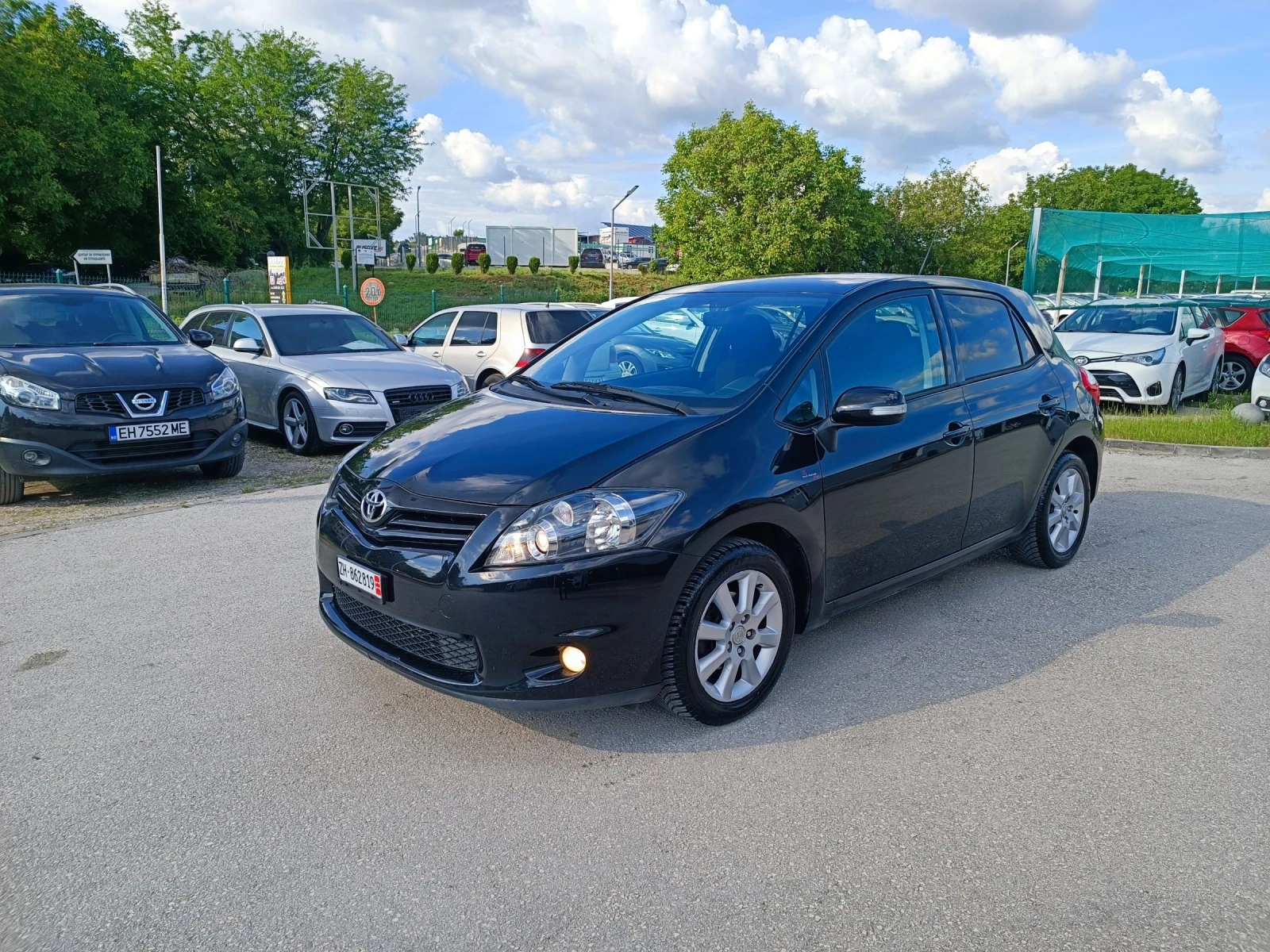 Toyota Auris 1.8i-147кс-ШВЕЙЦАРИЯ-РЪЧКА-6ск-FACELIFT-NAVI - изображение 7