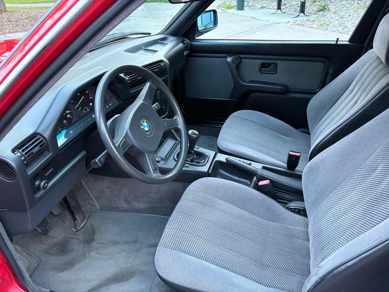 BMW 325 * * 106К КМ* * РЪЧКА* * CARFAX * * АВТО КРЕДИТ * * - изображение 8