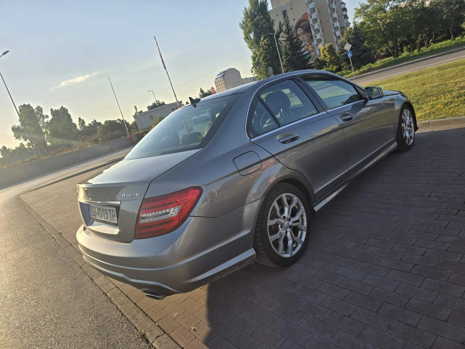 Mercedes-Benz C 300 | Mobile.bg   1