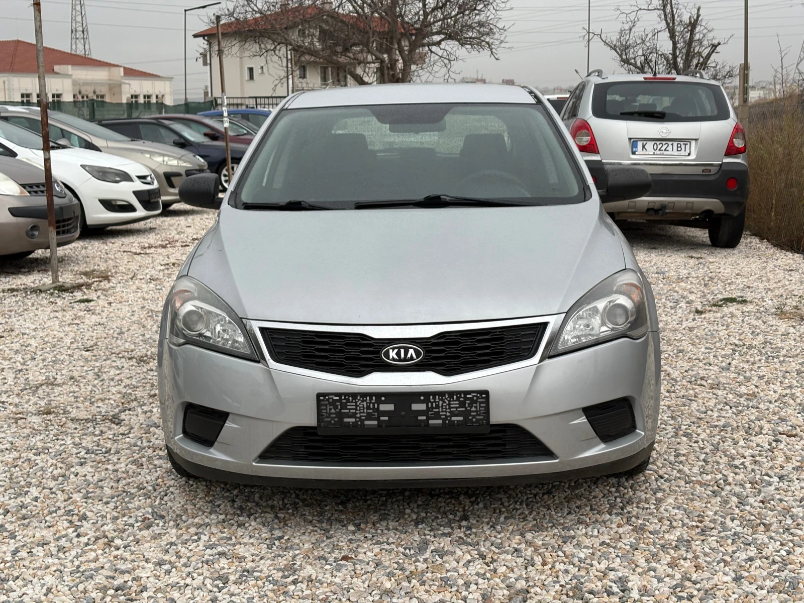 Kia Ceed Feyslift 2010г - изображение 3