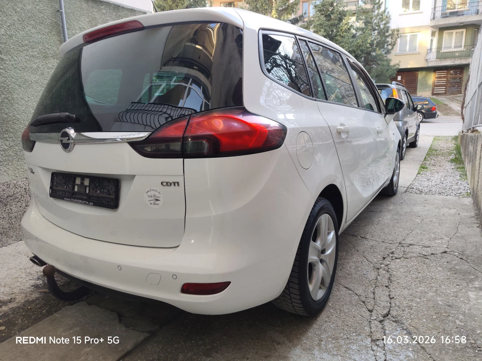 Opel Zafira 2.0DTCI 165 КАТО НОВА, снимка 2 - Автомобили и джипове - 53931886