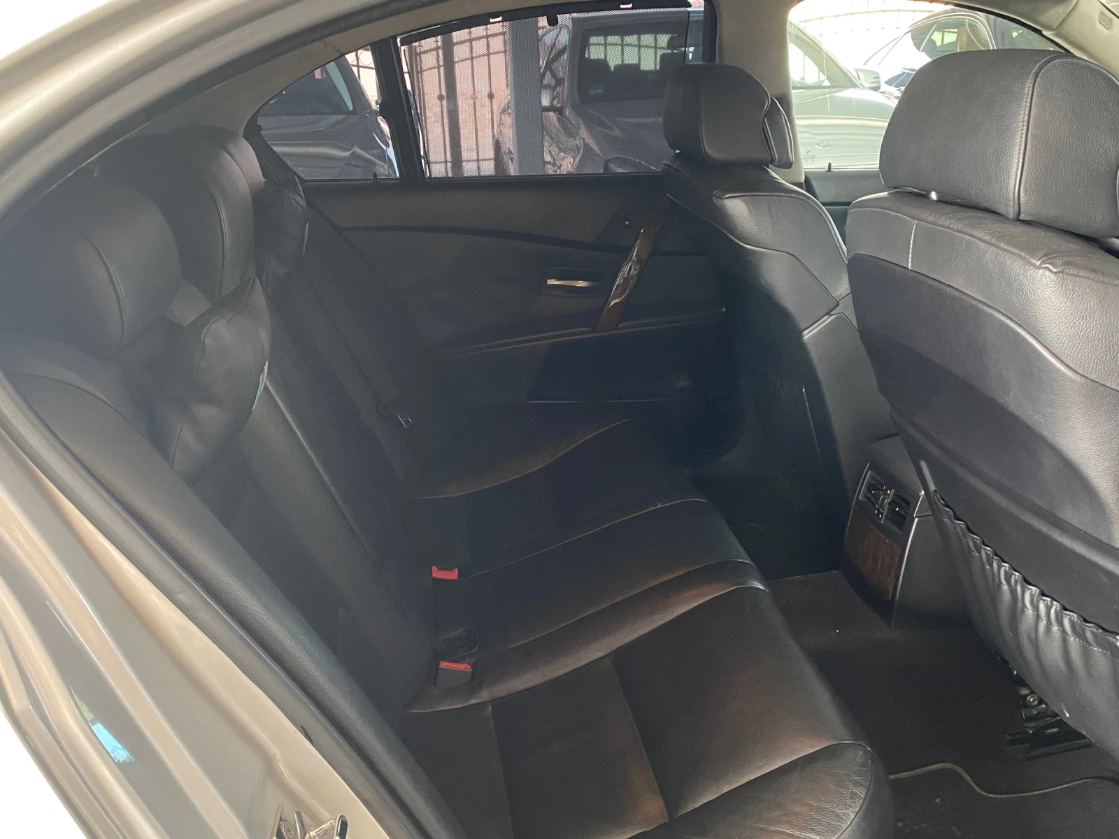 BMW 530, снимка 6 - Автомобили и джипове - 53809775