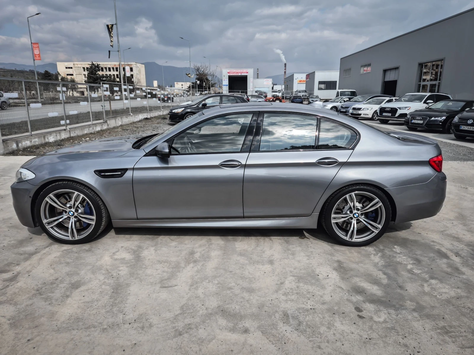 BMW M5 F10 4.4 V8 Bi-Turbo 560 к. с. , снимка 2 - Автомобили и джипове - 53864553