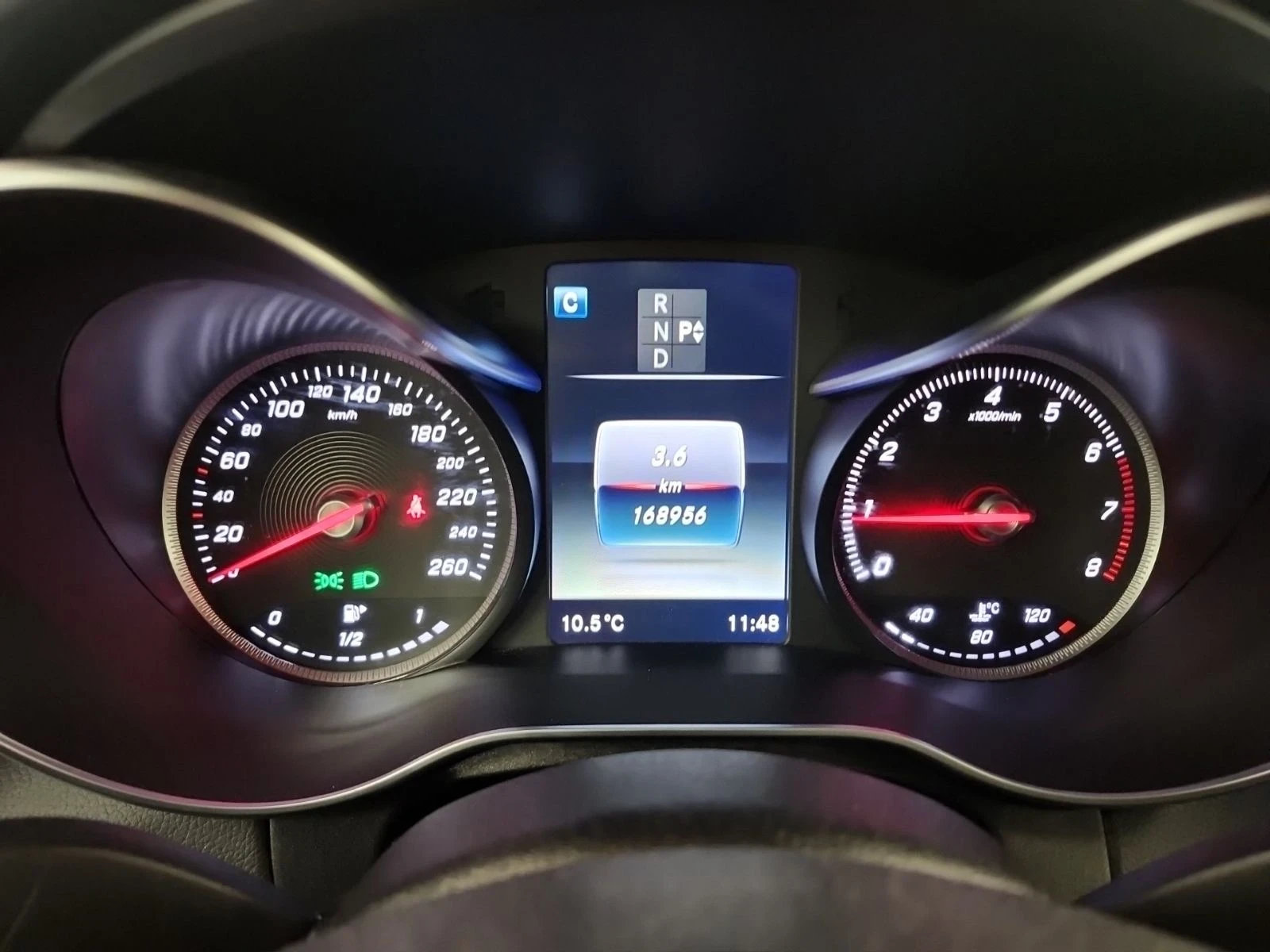 Mercedes-Benz C 300 AMG-Pkg* Burmester* Камера* Подгрев, снимка 10 - Автомобили и джипове - 53946821