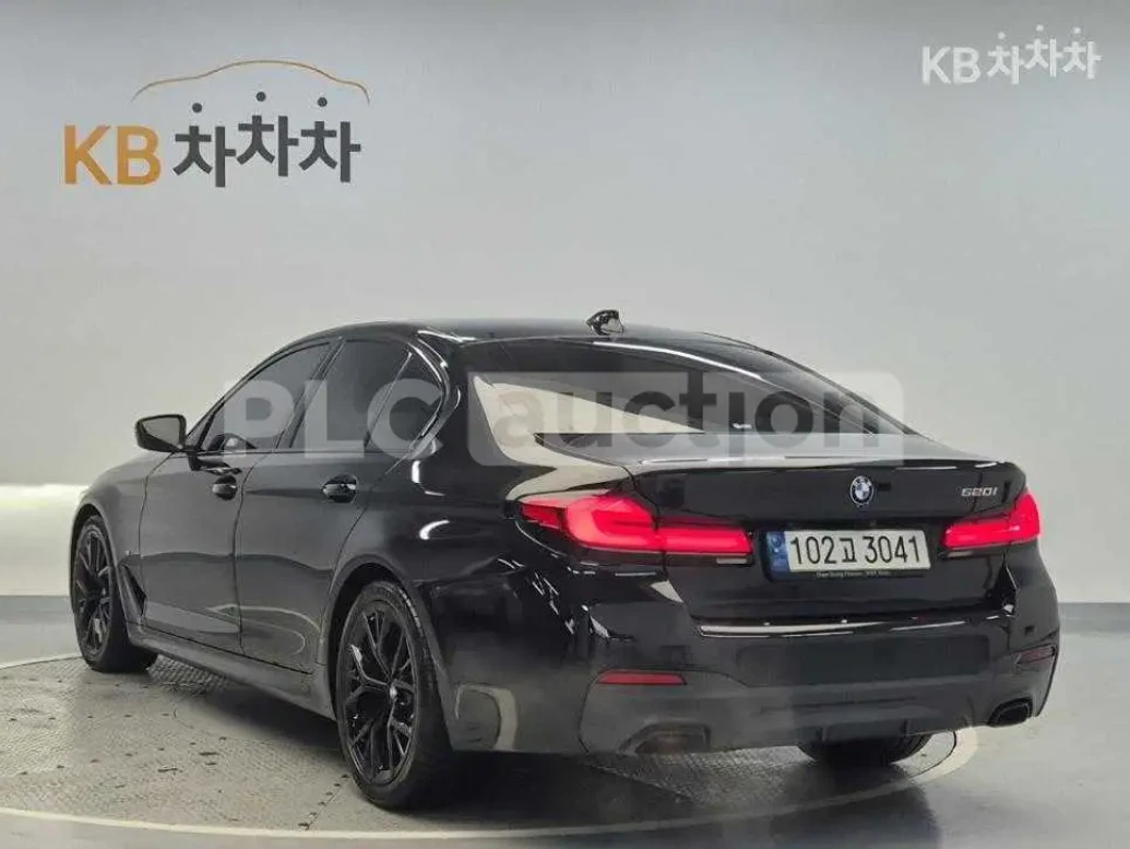 BMW 530 M SPORT* DISTR* HEAD UP | Mobile.bg � ����������� 3