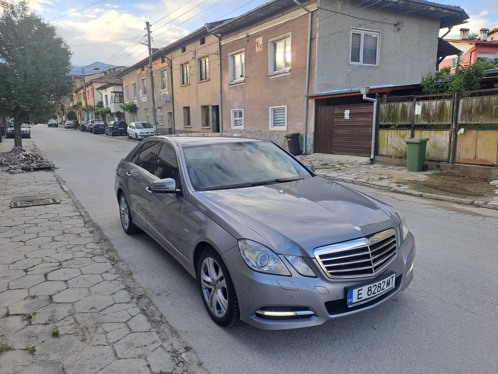Mercedes-Benz E 350, снимка 5 - Автомобили и джипове - 54916591