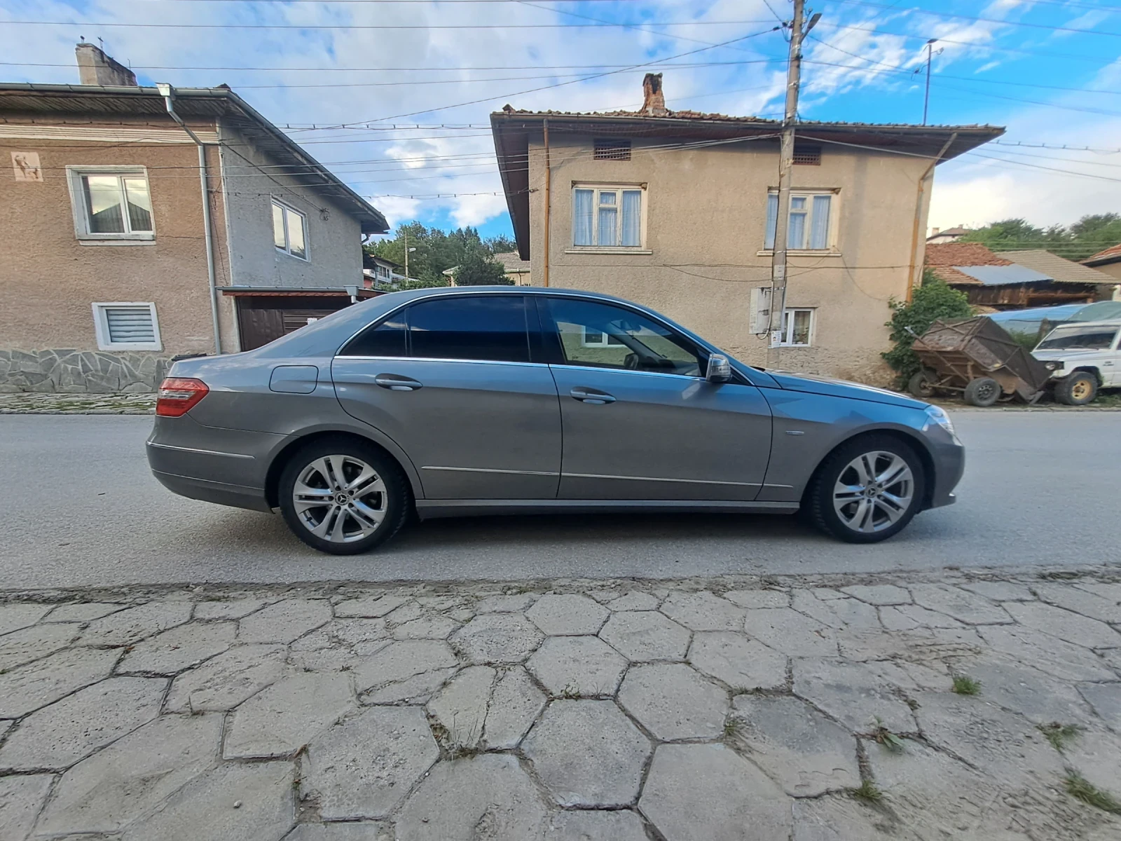 Mercedes-Benz E 350, снимка 14 - Автомобили и джипове - 54916591