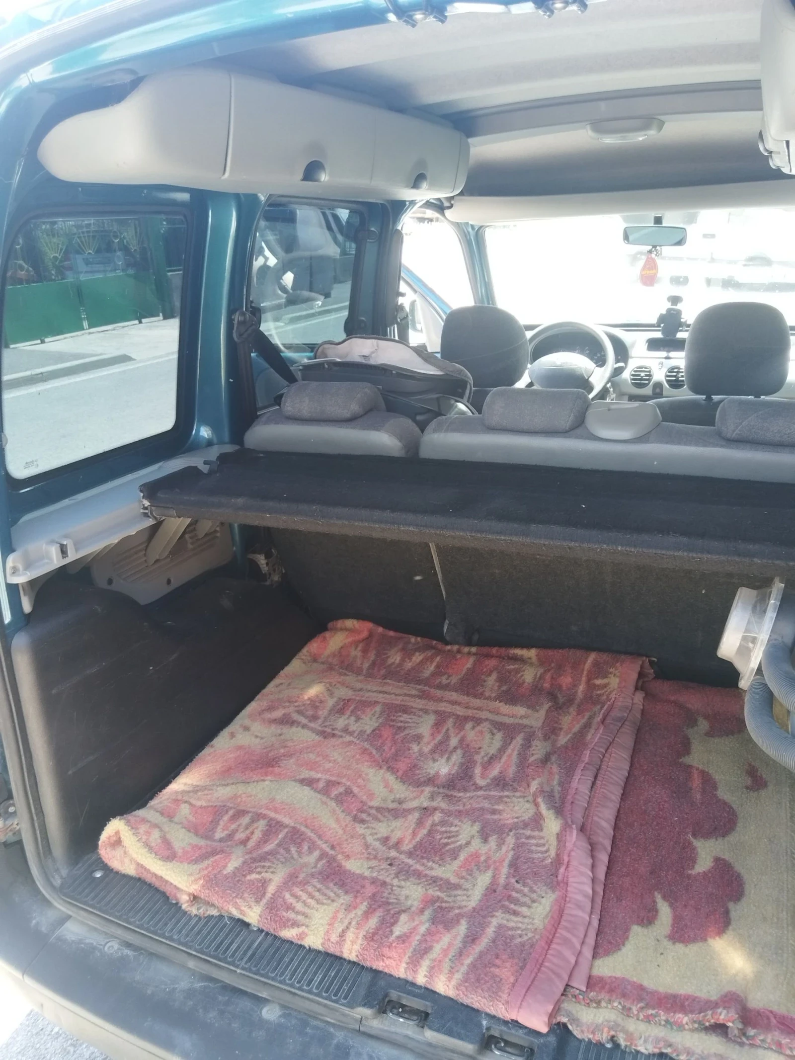 Renault Kangoo, снимка 9 - Автомобили и джипове - 54946129
