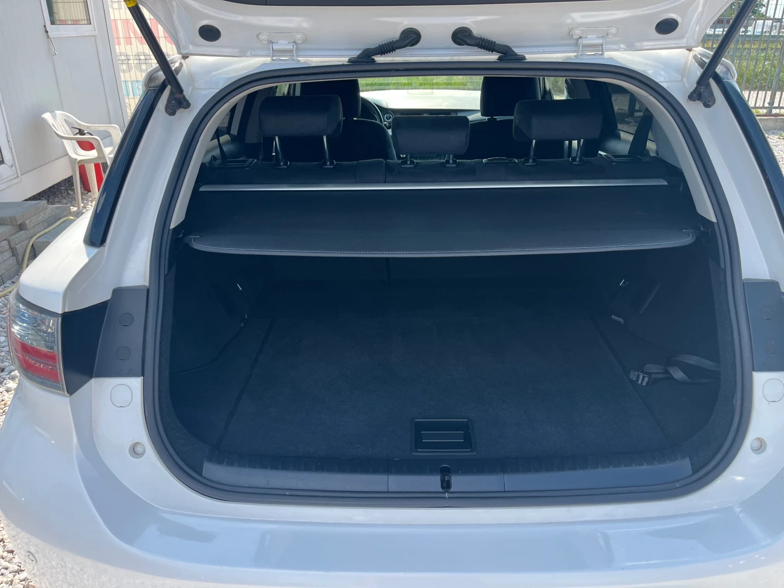 Lexus CT 200h 1.8 Hubrid, снимка 14 - Автомобили и джипове - 55176055