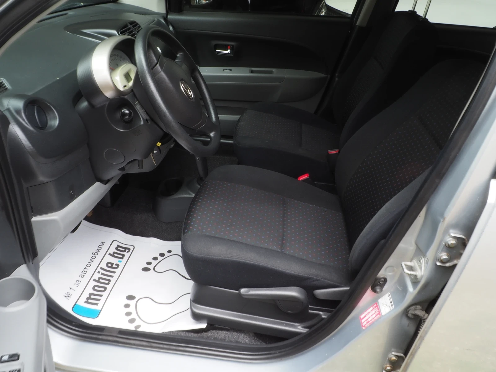 Daihatsu Sirion AISIN ФЕЙСЛИФТ МАЛКО КМ, снимка 9 - Автомобили и джипове - 55551795