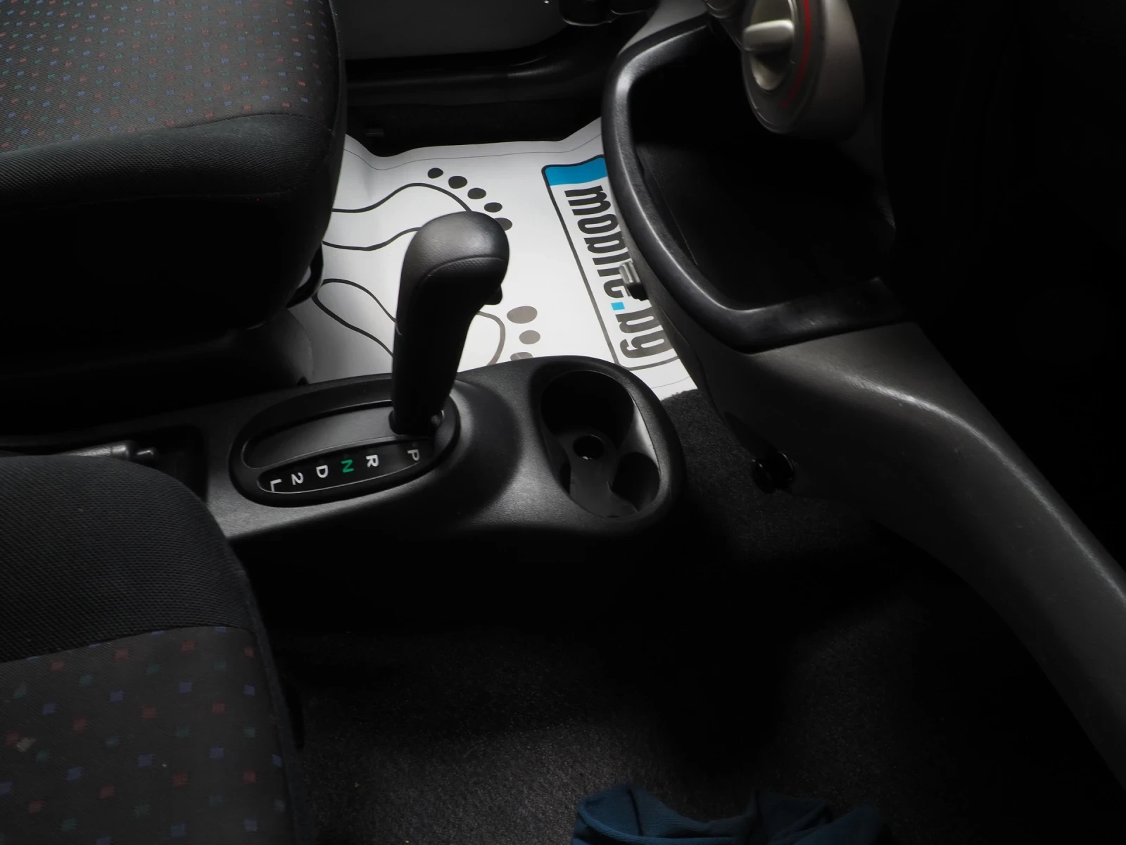 Daihatsu Sirion AISIN ФЕЙСЛИФТ МАЛКО КМ, снимка 4 - Автомобили и джипове - 55551795
