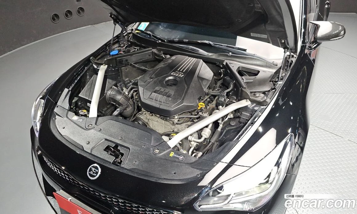 Kia Stinger 2.0 Turbo 2WD Platinum, снимка 6 - Автомобили и джипове - 55807294