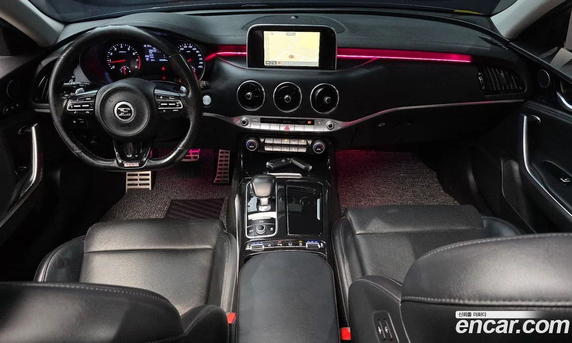 Kia Stinger 2.0 Turbo 2WD Platinum, снимка 10 - Автомобили и джипове - 55807294