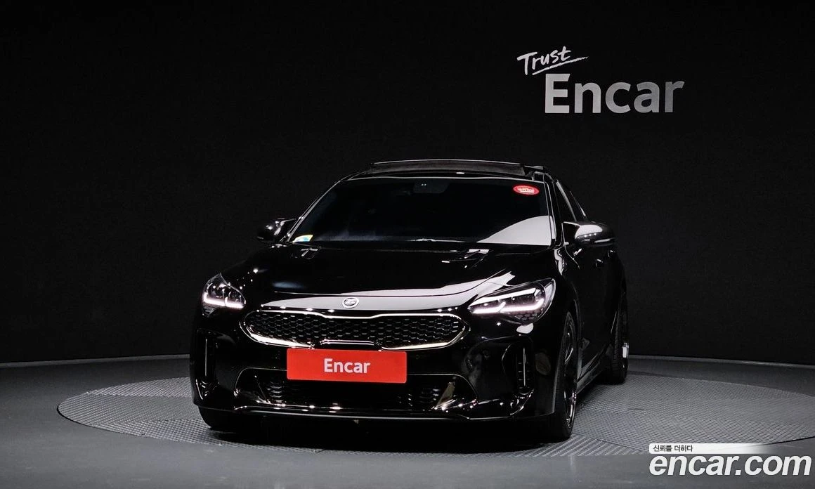 Kia Stinger 2.0 Turbo 2WD Platinum, снимка 3 - Автомобили и джипове - 55807294