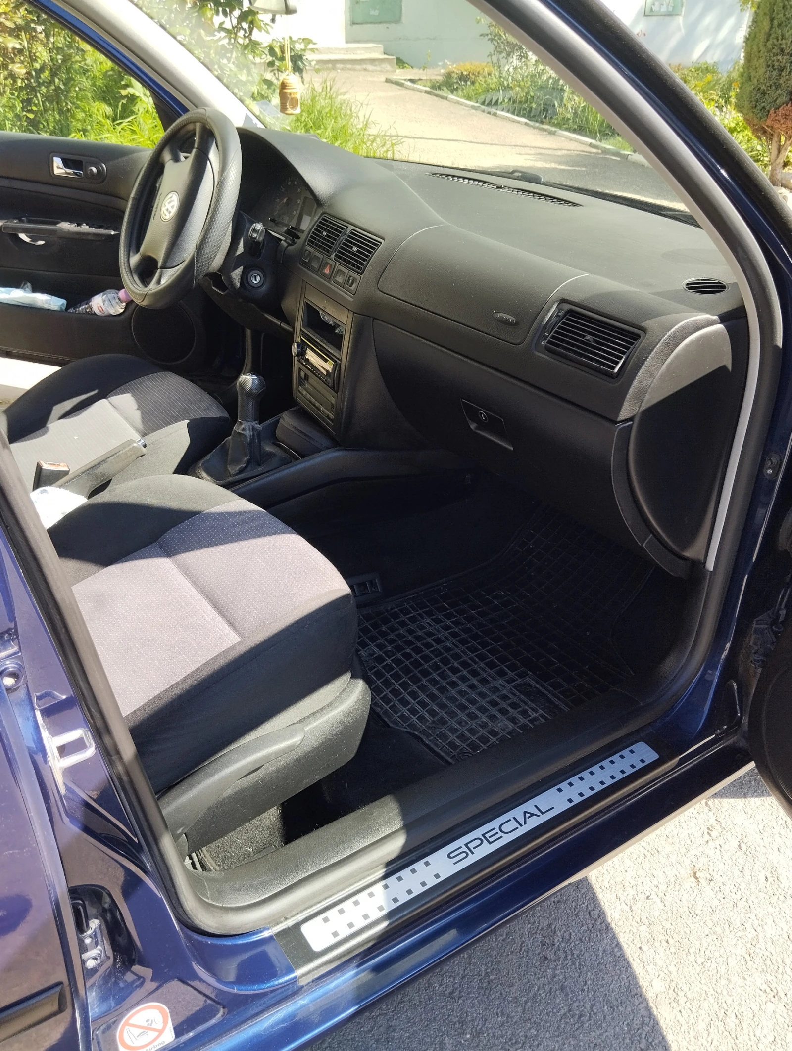 VW Golf 4, снимка 7 - Автомобили и джипове - 55877419