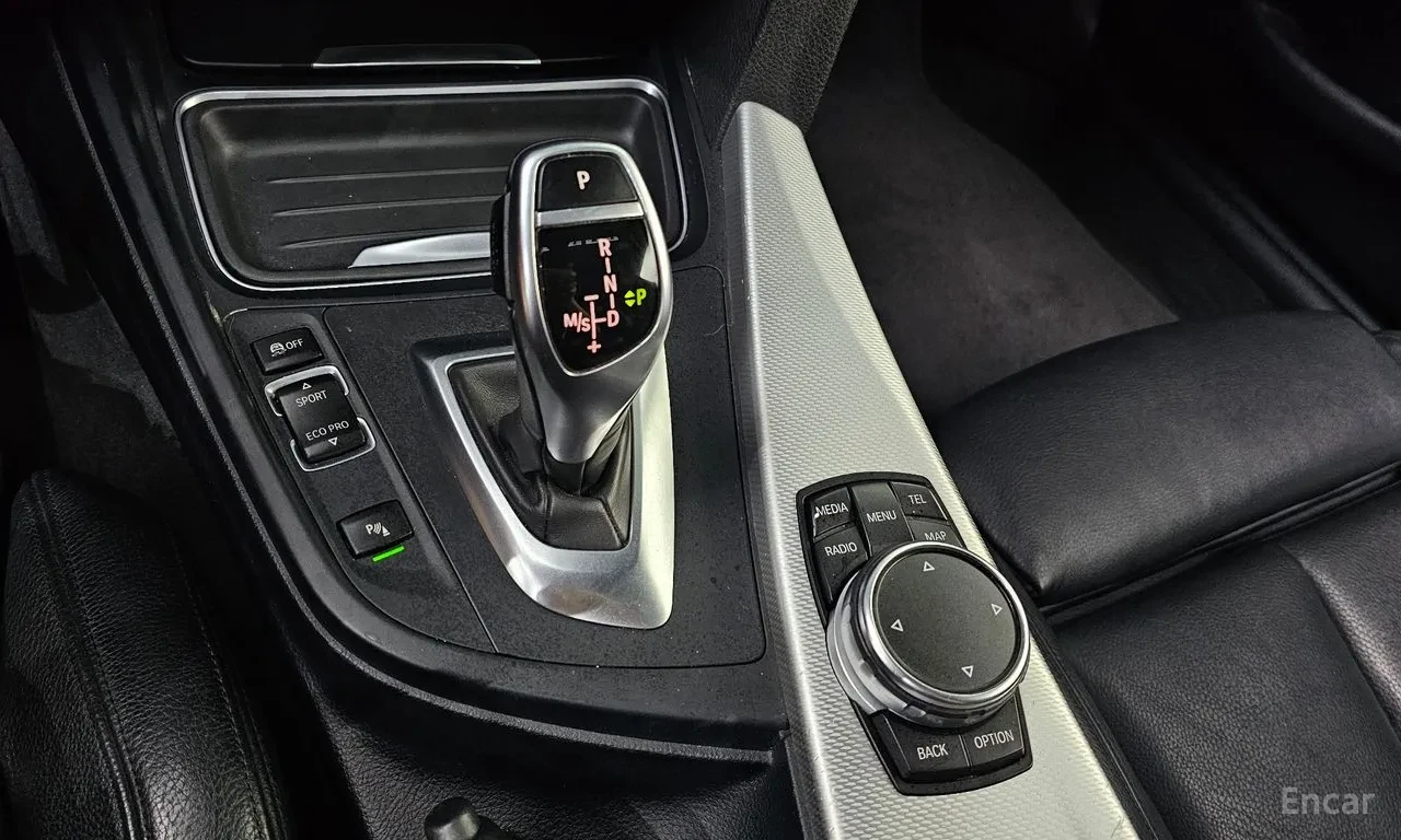 BMW 420 d / M Пакет / ШИБЕДАХ / HUD /, снимка 13 - Автомобили и джипове - 55920063