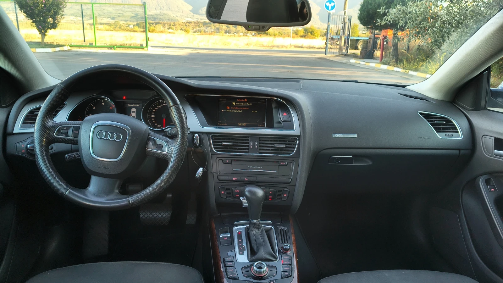 Audi A5 TDI 2.0 143 к. с. , снимка 8 - Автомобили и джипове - 56351178