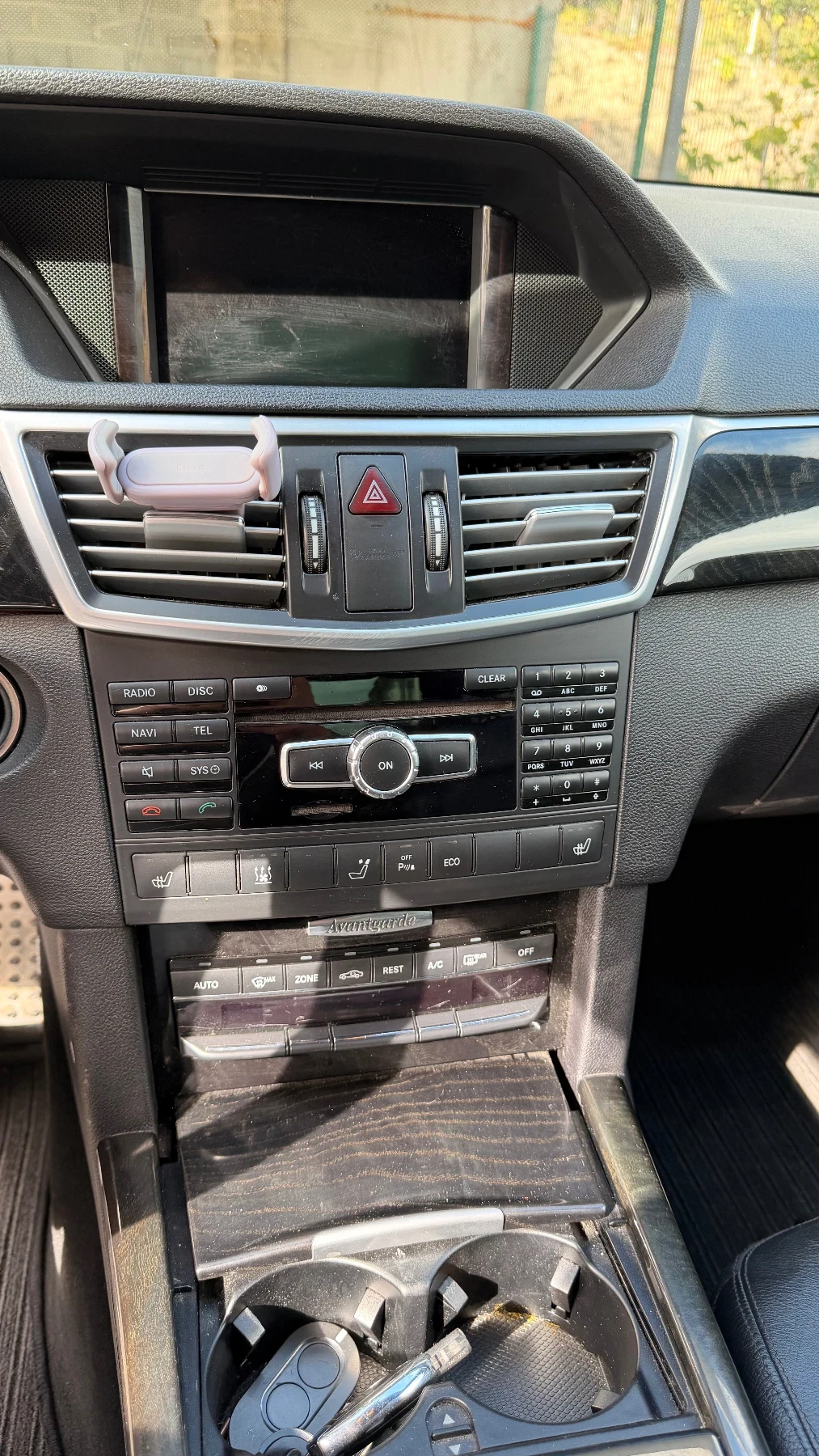 Mercedes-Benz E 350 3.5, снимка 10 - Автомобили и джипове - 56534569