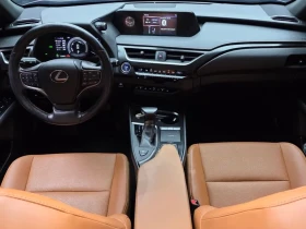 Lexus UX 2.0 2WD, снимка 7