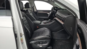 VW Touareg 3.0TDI| HUD| 360| PANO| ОБДУХ| 2 КЛЮЧА| , снимка 16