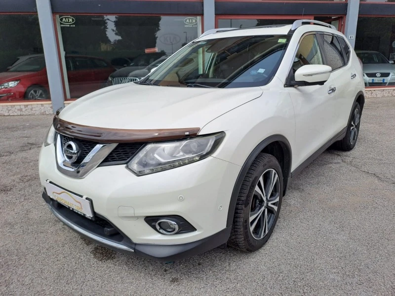 Nissan X-trail 1, 6 D, 7МЕСТА, АВТОМАТ, РЕГИСТРИРАН, снимка 1 - Автомобили и джипове - 46344032