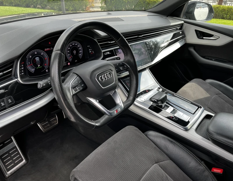 Audi Q8 50 TDI/S Line/Вакум/Matrix, снимка 10 - Автомобили и джипове - 49703336