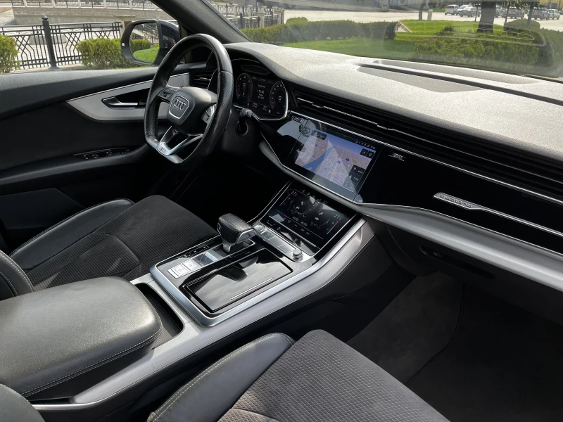 Audi Q8 50 TDI/S Line/Вакум/Matrix, снимка 13 - Автомобили и джипове - 49703336