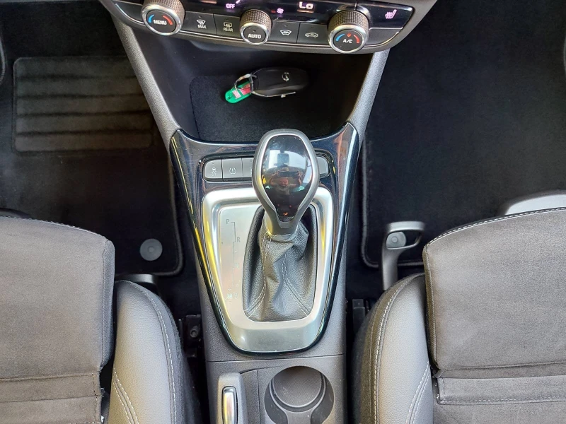 Opel Crossland X Ultimate 1.5 Diesel (120hp) AT6, снимка 13 - Автомобили и джипове - 51689297