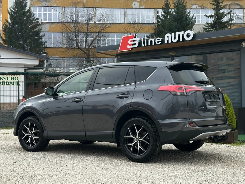 Toyota Rav4 Executive* 2.0-I-VVT-I* 4x4* 360-Камера* Full LED*, снимка 3 - Автомобили и джипове - 52868745