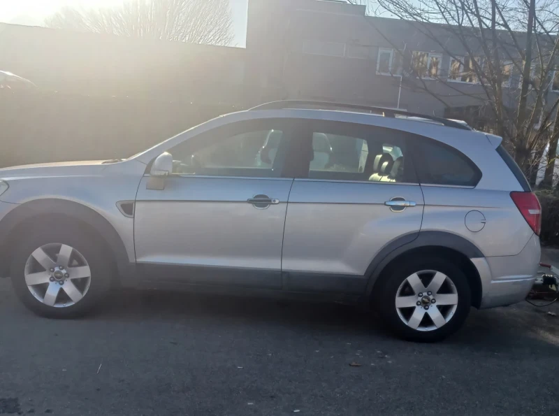 Chevrolet Captiva, снимка 2 - Автомобили и джипове - 52908820
