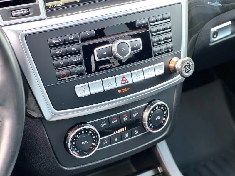 Mercedes-Benz ML 350 BlueTEC 4MATIC, снимка 10 - Автомобили и джипове - 53384602