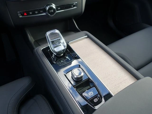 Volvo Xc90 NEW Plus Dark T8 AWD - изображение 10