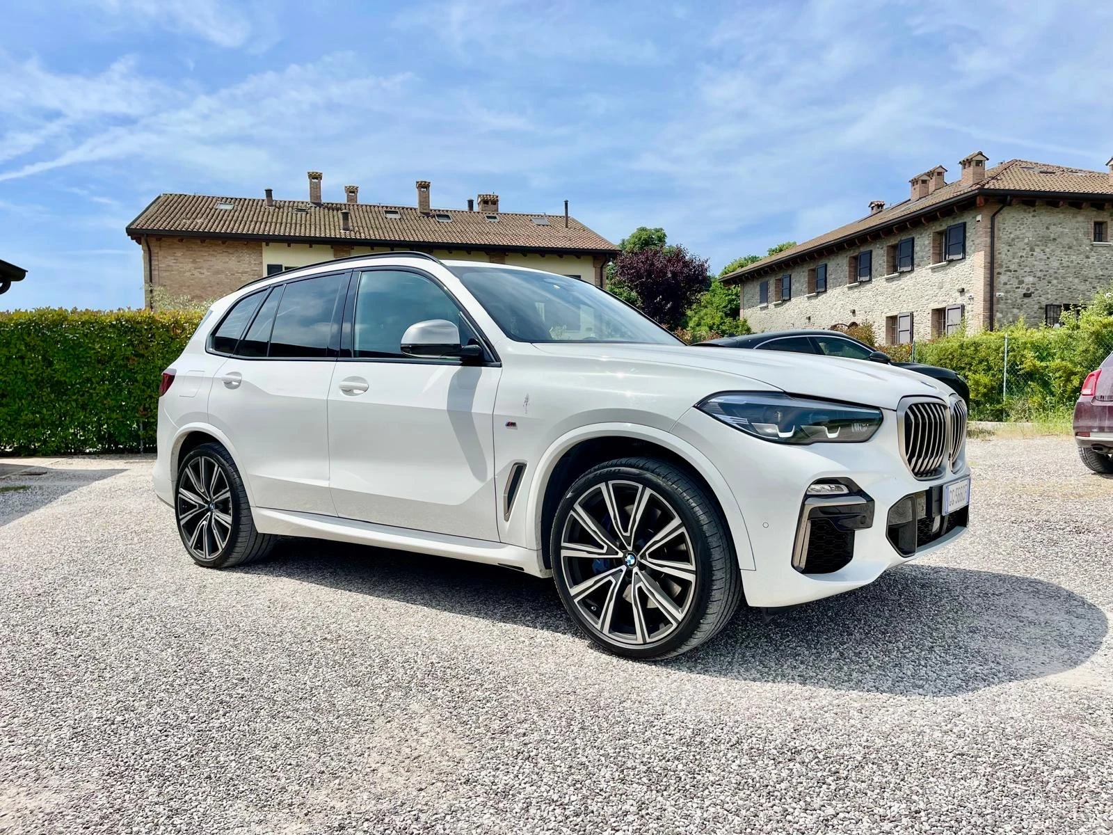 BMW X5 M50D - изображение 3