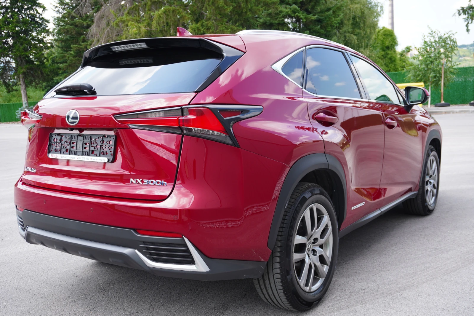 Lexus NX 300h Luxury Face Carplay Keyless - изображение 5