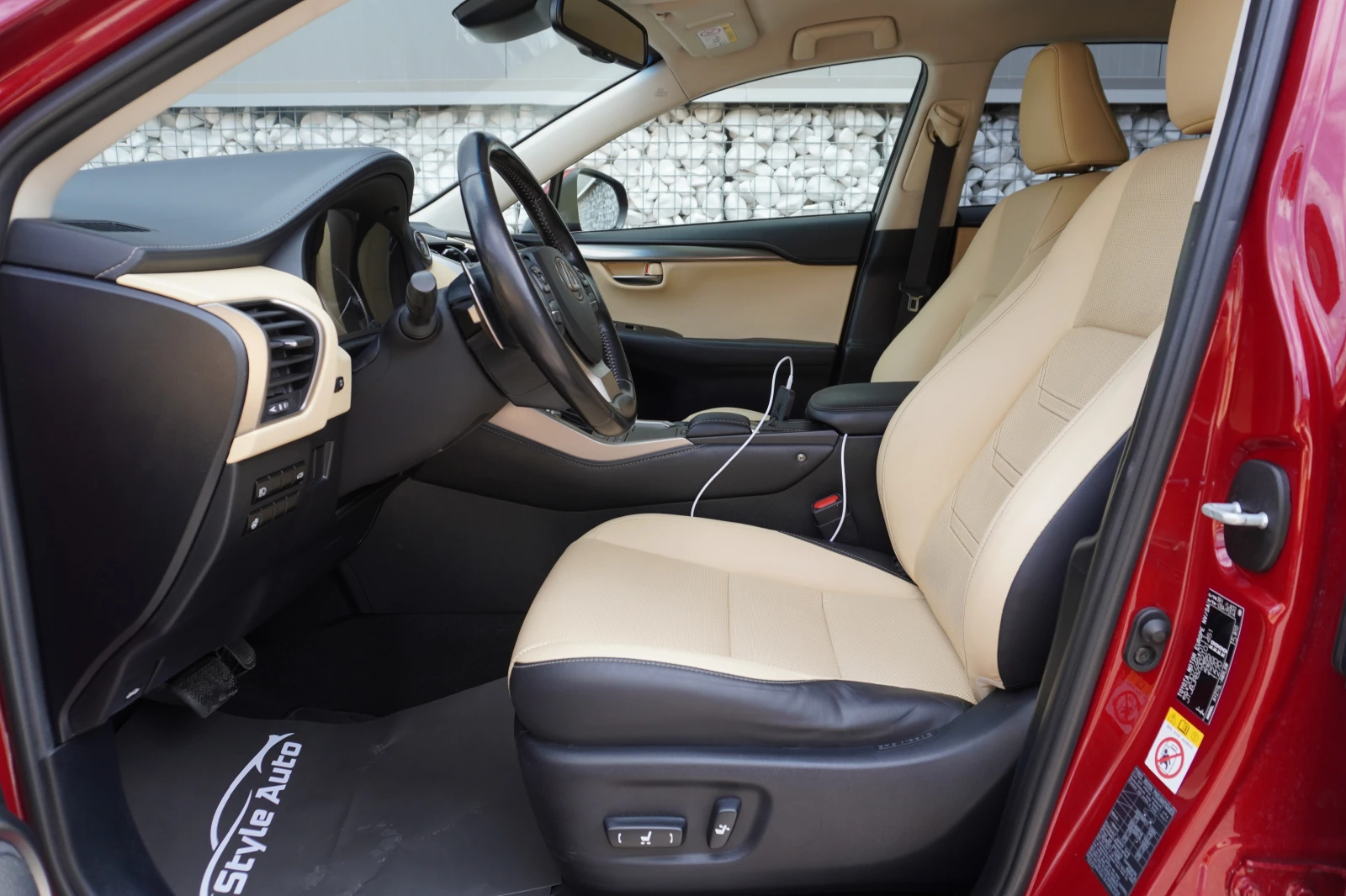 Lexus NX 300h Luxury Face Carplay Keyless | Mobile.bg   11