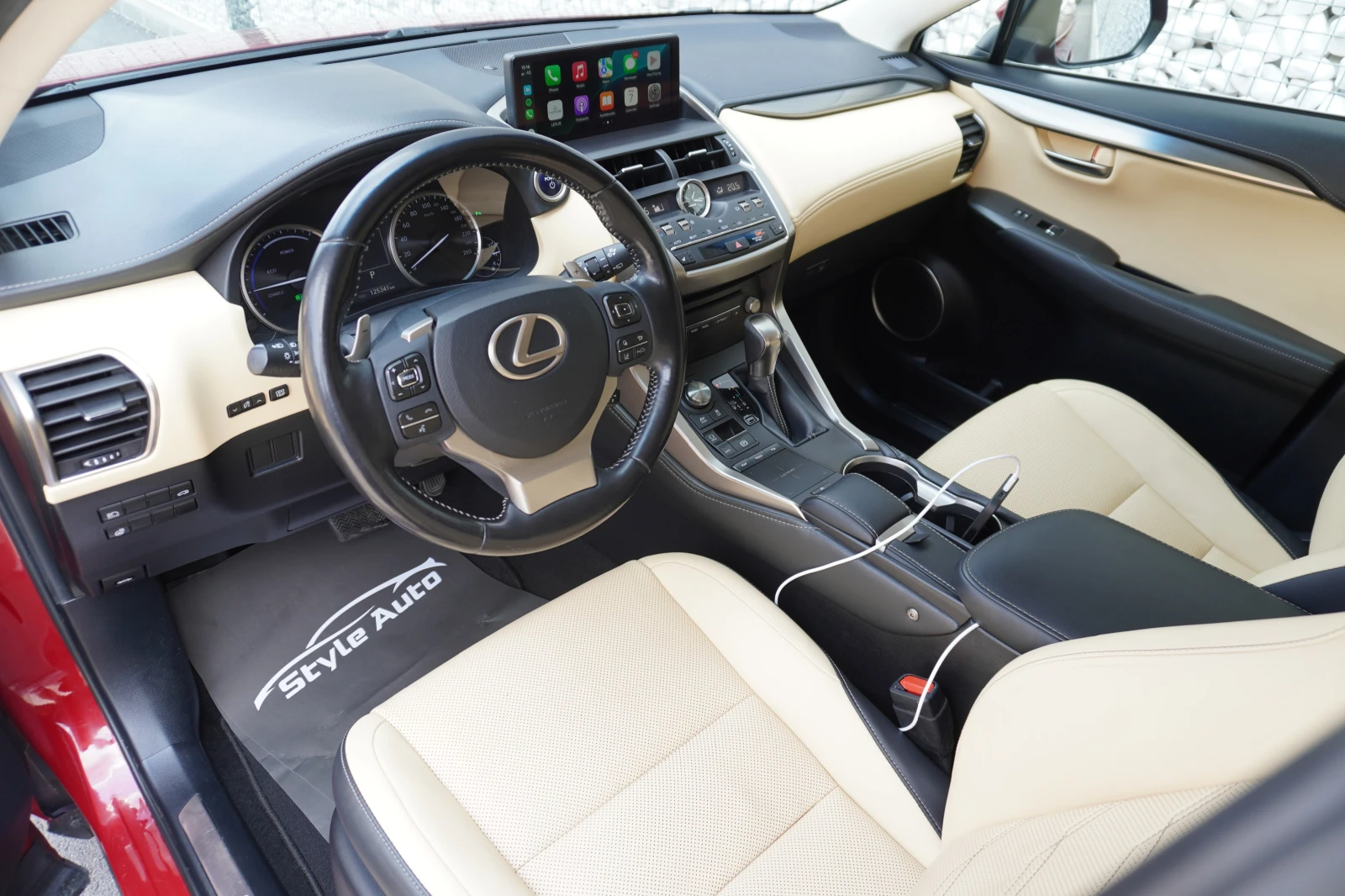 Lexus NX 300h Luxury Face Carplay Keyless - изображение 10