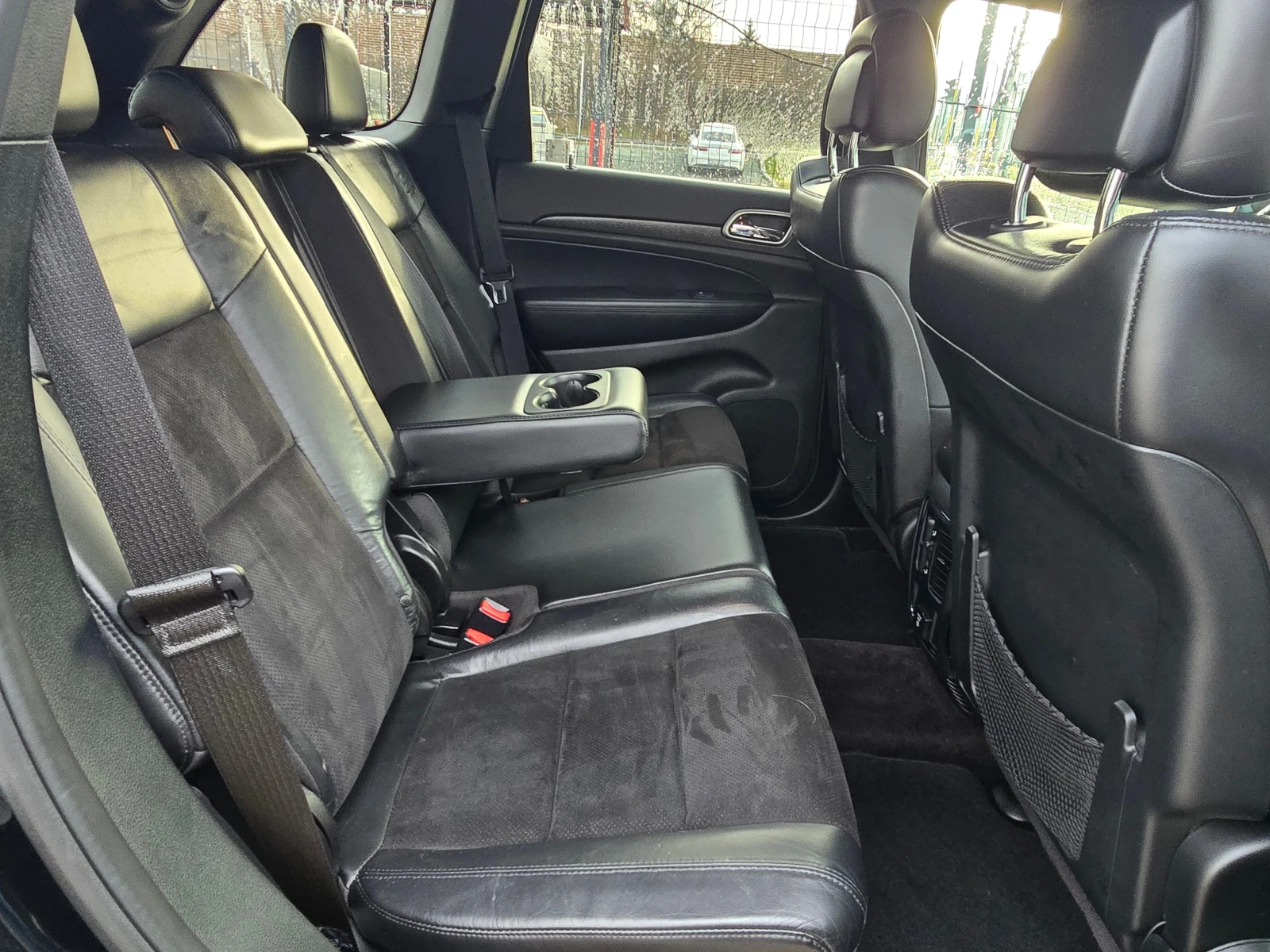 Jeep Cherokee 3.6i/4x4/ Авт./Лизинг - изображение 9