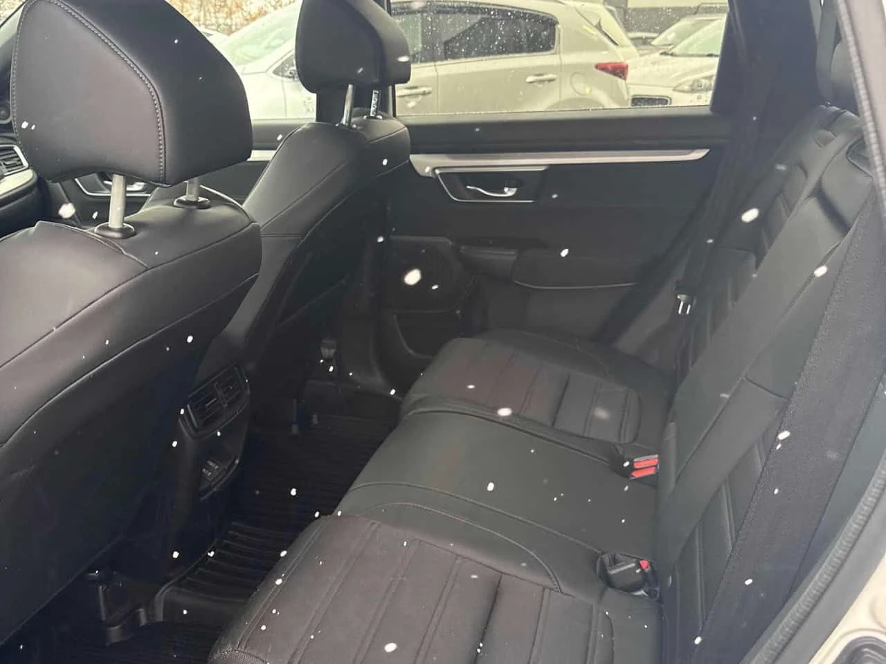 Honda Cr-v * Sport * CARFAX * ЦЕНА ДО БГ, снимка 13 - Автомобили и джипове - 54044432