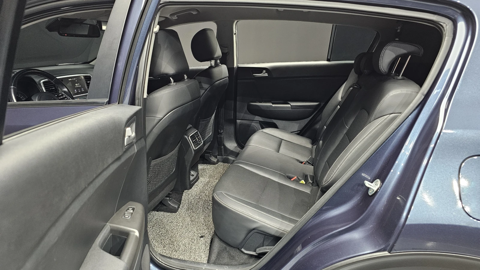 Kia Sportage 2.0 2WD PRESTIGE autogeorge.com, снимка 10 - Автомобили и джипове - 54137914